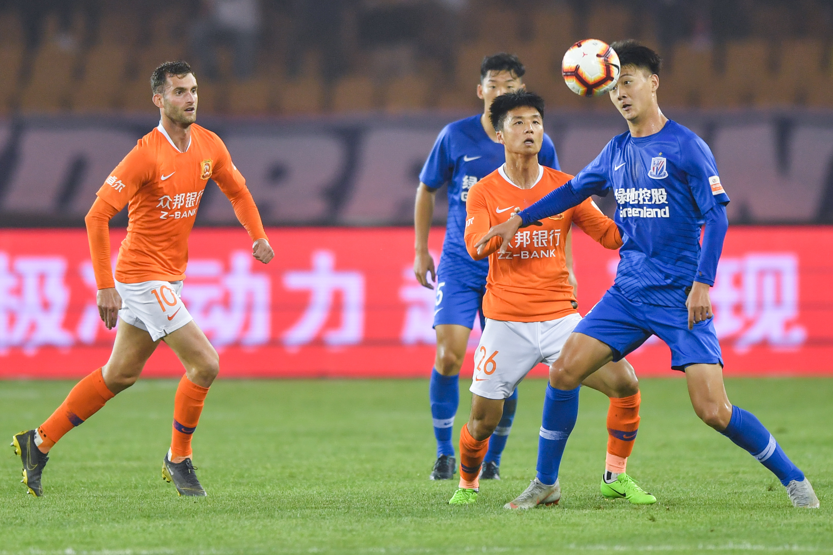 据LCK官方消息，将于12月22日本周四开启LCK2022年度颁奖典礼，并将在多个频道开启直播