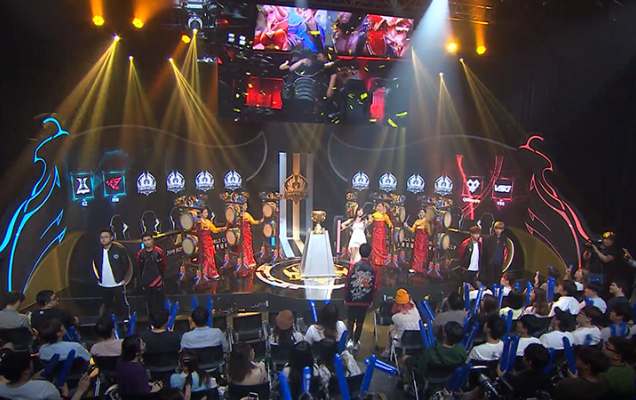 拳头音乐跑酷类游戏《海克斯炸欢天》今日正式发售